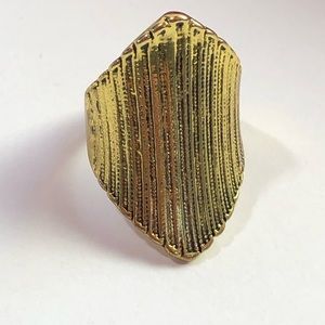 ♠️Make a Statement Gold Ring♠️♠️